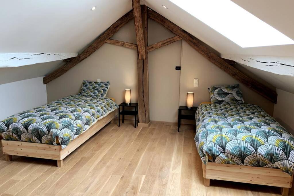 Au Bord Du Ny Villa โอตง ภายนอก รูปภาพ